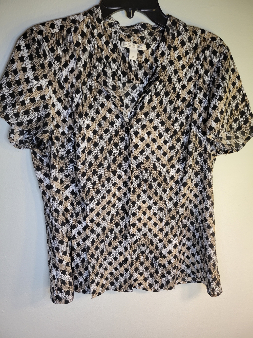 Dana Buchman Neutral Geometric Button-Front Blouse